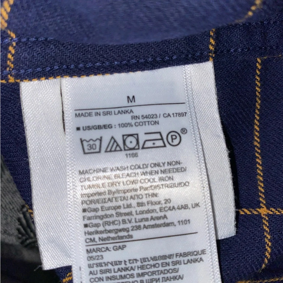 Gap flannel plaid button down shirt - Picture 5 of 6